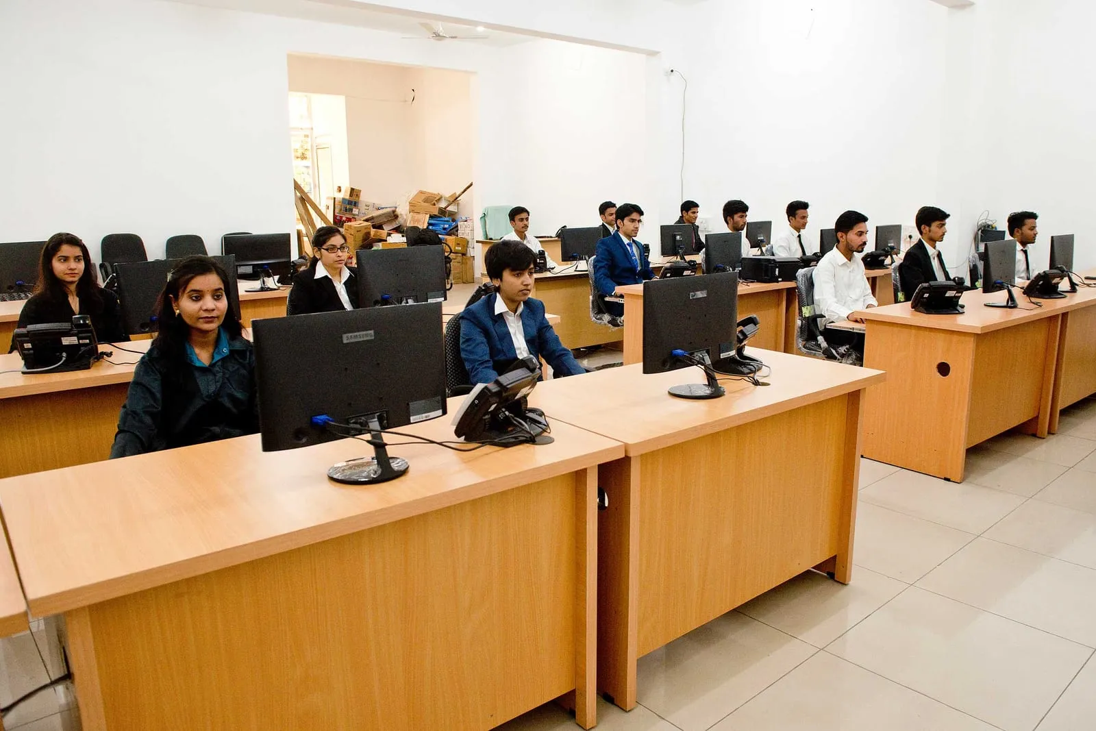 Wide view of the SiOnline support team at work